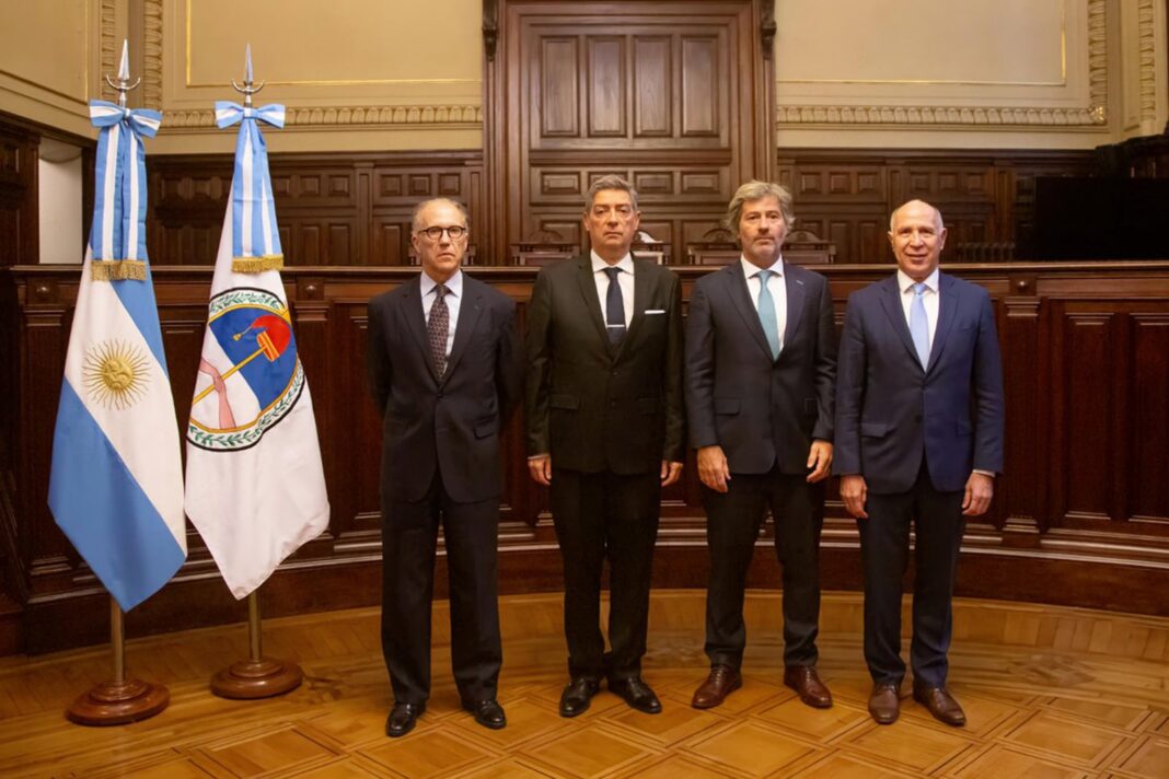 Fachada del Palacio de Justicia de la Nación en Buenos Aires